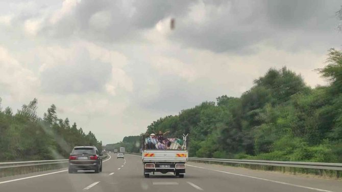 TEM’de tehlikeli eğlence