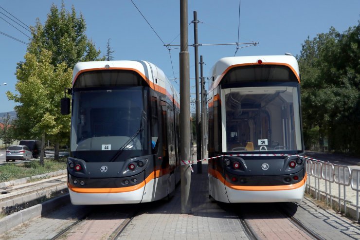 Trafoda yangın çıktı, tramvay seferleri 3 saat durdu