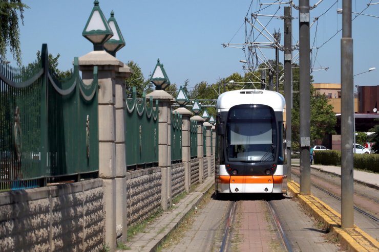 Trafoda yangın çıktı, tramvay seferleri 3 saat durdu