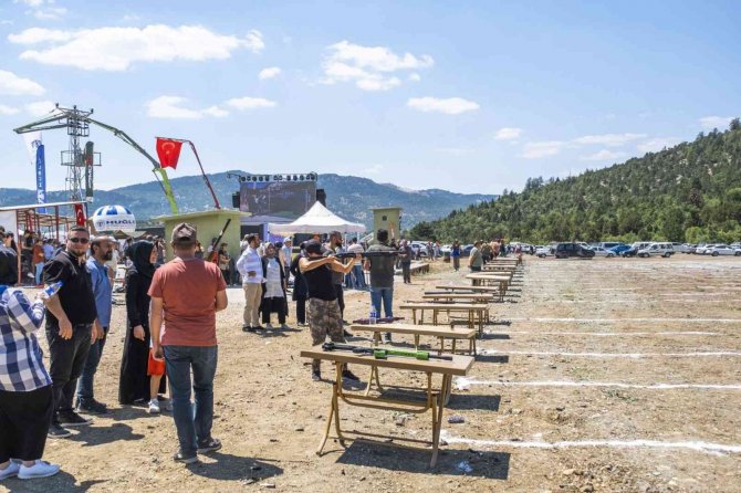 Türkiye’nin atış tutkunları Konya’da buluştu