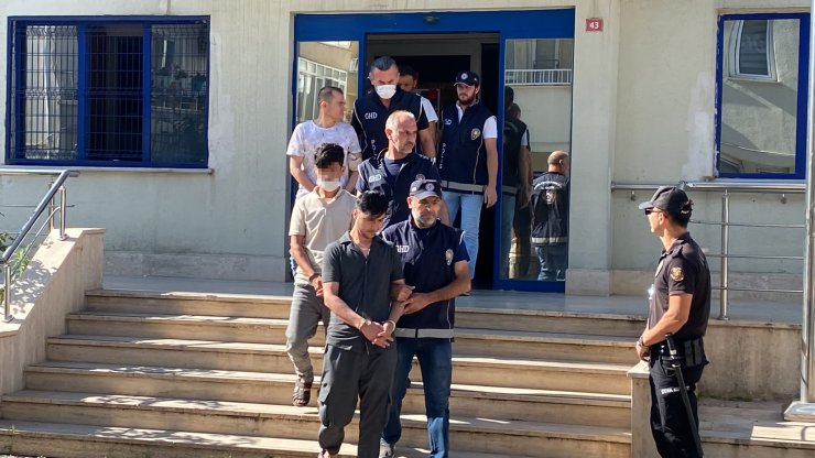 Yalova merkezli 3 ilde kaçak göçmen operasyonu