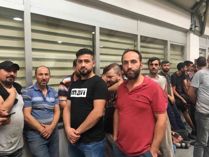 Bayrampaşa meyve ve sebze halinde işçilerden eylem