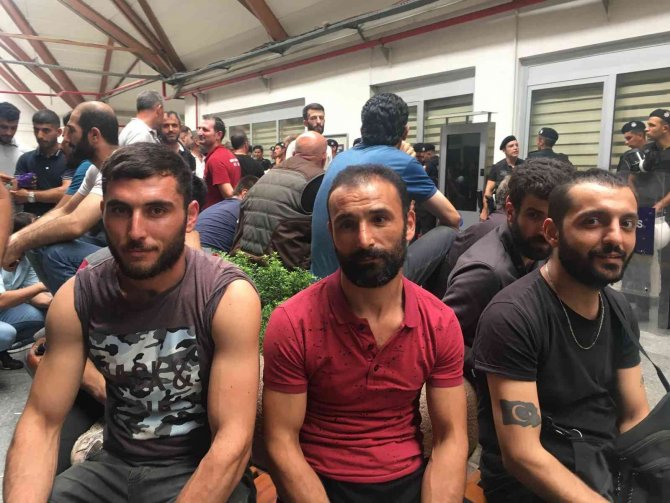 Bayrampaşa meyve ve sebze halinde işçilerden eylem