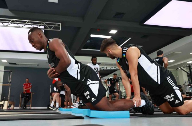 Beşiktaş günü salon çalışmasıyla tamamladı