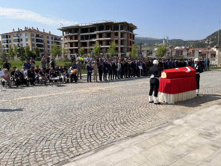 Beyin kanaması geçiren polis memuru kurtarılamadı