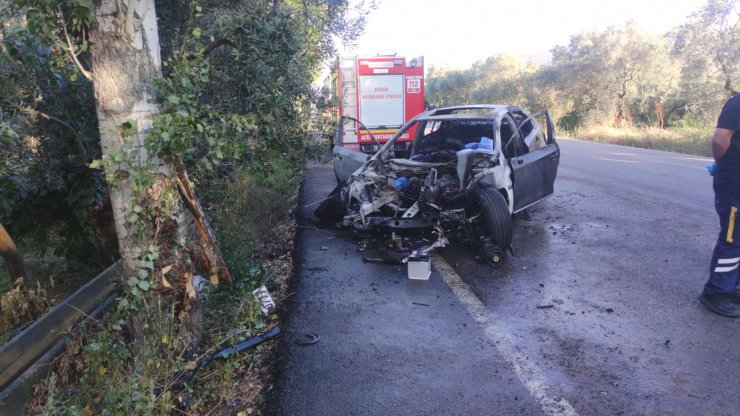 Bursa'da alev alan aracın Kazakistanlı sürücüsü öldü
