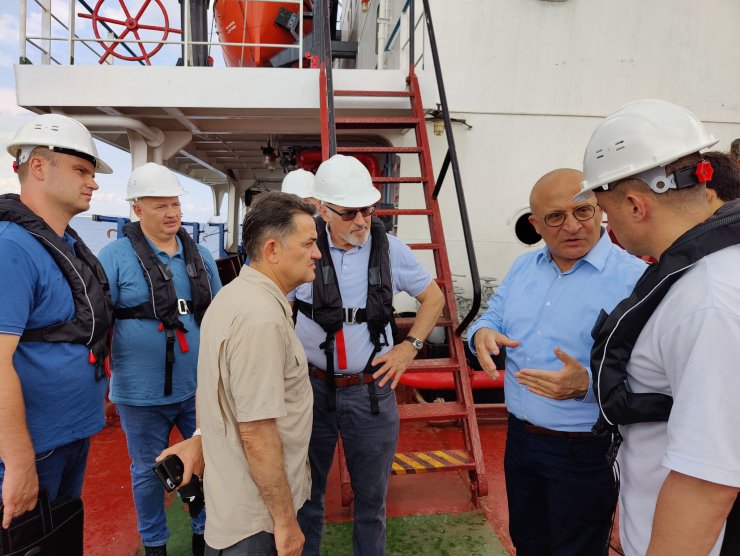 Tahıl yüklü gemi Razoni'de denetimler tamamlandı