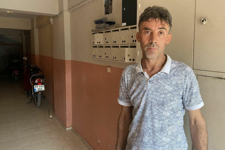 Apartmandan elektrikli motosiklet hırsızlığı kamerada