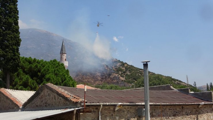 Çanakkale'de makilik yangını, ormana sıçradı