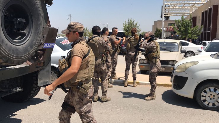 Cinayet şüphelisini jandarma aracından indirilirken öldüren kişi tutuklandı