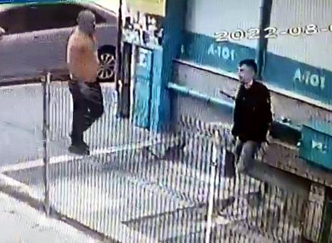 Dayak yiyen uyuşturucu şüphelisi adliyede