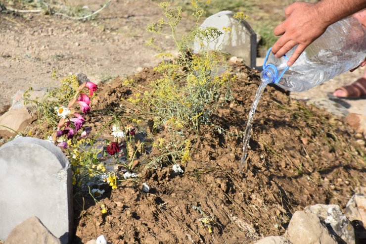 Elektrik akımına kapılan Taha, doğum gününde toprağa verildi