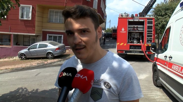 Metruk binanın çatısı alev alev yandı