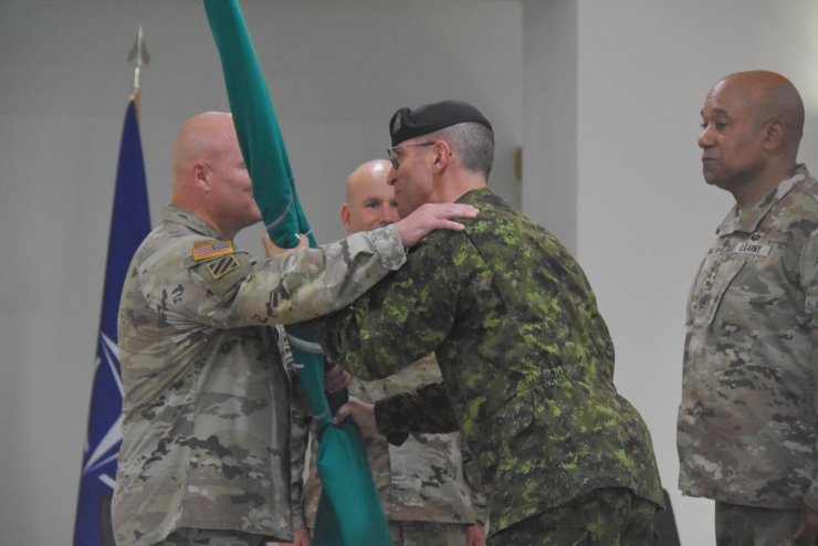 NATO Müttefik Kara Komutanlığı'nda devir-teslim töreni yapıldı