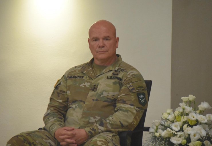 NATO Müttefik Kara Komutanlığı'nda devir-teslim töreni yapıldı