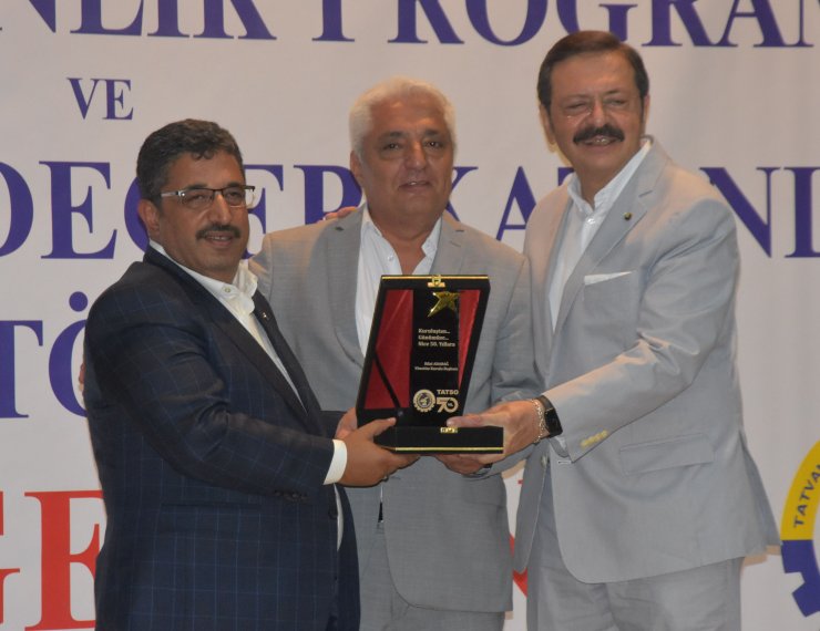 TOBB Başkanı Hisarcıklıoğlu: Zengin olmanın yolu ticaret ve sanayiden geçer