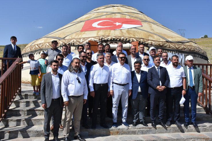 TOBB Başkanı Hisarcıklıoğlu: Zengin olmanın yolu ticaret ve sanayiden geçer