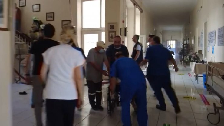 Zeytinburnu'nda hastane yangını sırasında içeriden çekilen görüntüler