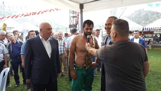 1 milyon liralık altın kemerde 'şaibe' iddiası