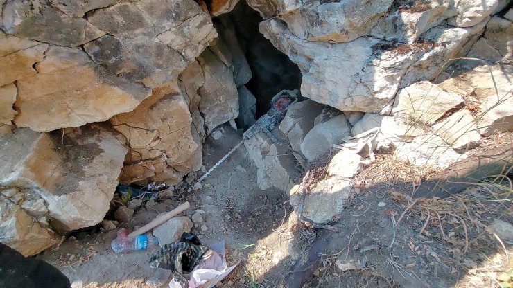 Define kazısı yaparken kullandığı hiltiden çıkan gazdan zehirlenip öldü