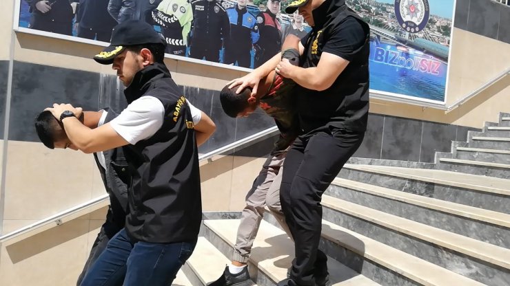 İstanbul'da telefon dolandırıcıları yakalandı: 83 yaşındaki kadını da dolandırdılar