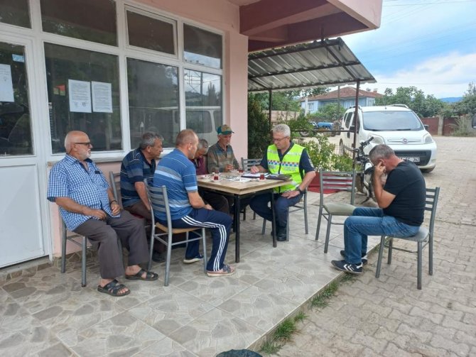 Traktör kullanan sürücülere bilgilendirme