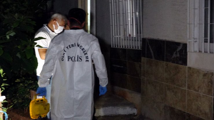 Yalnız yaşadığı evinde ölü bulundu