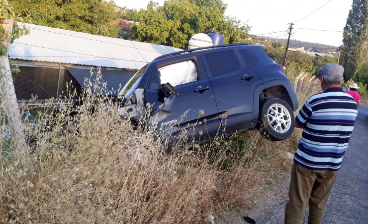 Ciple otomobilin çarpıştığı kazada yaralanan Şefika Özdemir, öldü