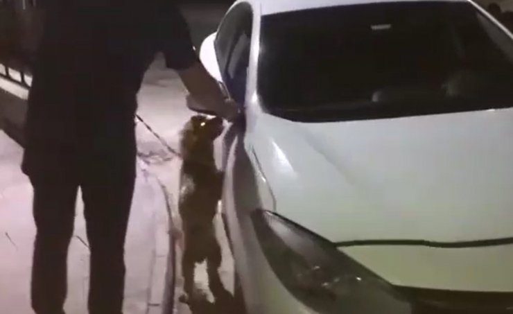 Elazığ'da araçta metamfetaminle yakalanan 2 şüpheli tutuklandı