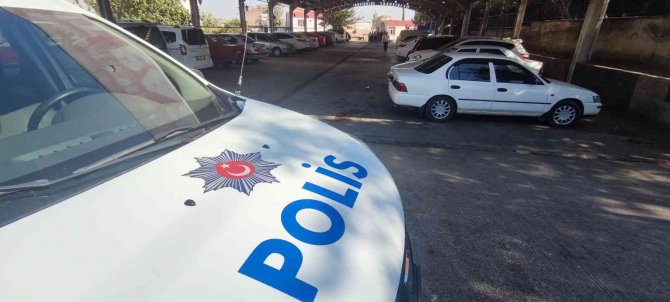 Hem silahla hem bıçakla yaraladılar