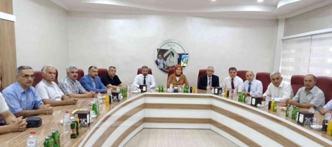 ’Kayısı yetiştiriciliği’ dersi tarım okulları müfredatına alınacak