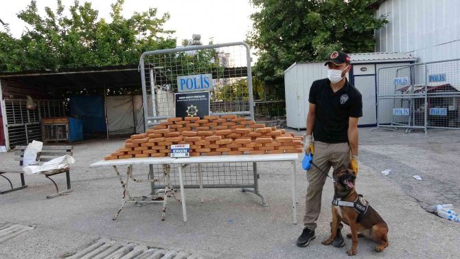 Tırda 105 kilo eroin ele geçirildi