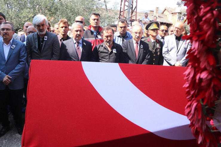 Şehit Uzman Çavuş Ergin, Manisa'da son yolculuğa uğurlandı