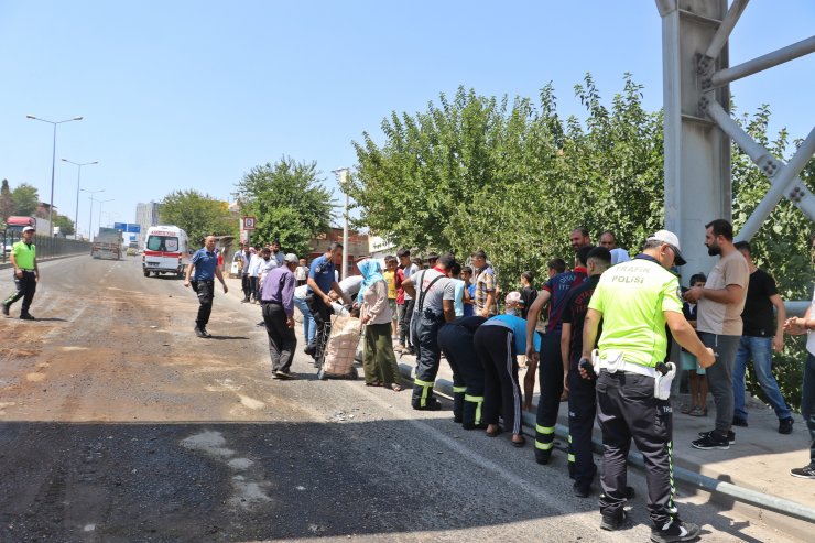 Üst geçidi kullanmayan yayalar, kazaya neden oldu: 5 yaralı