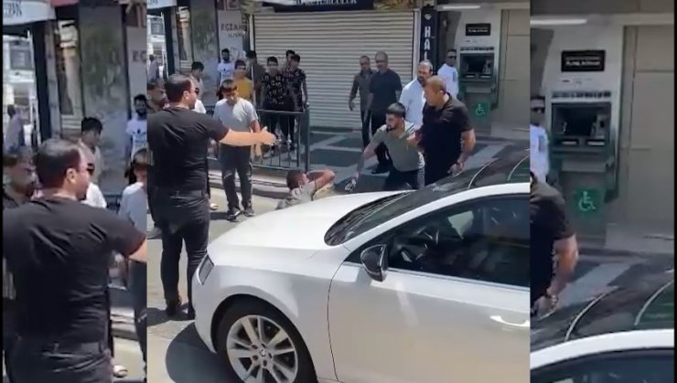 Çevredekileri korkuttu, dövülüp, polise teslim edildi