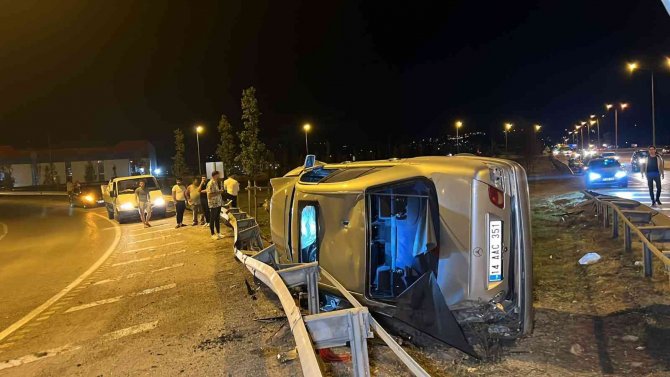 İki kazada araçlar takla attı: 2’si ağır 6 yaralı