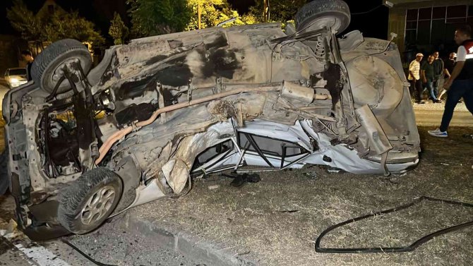 İki kazada araçlar takla attı: 2’si ağır 6 yaralı