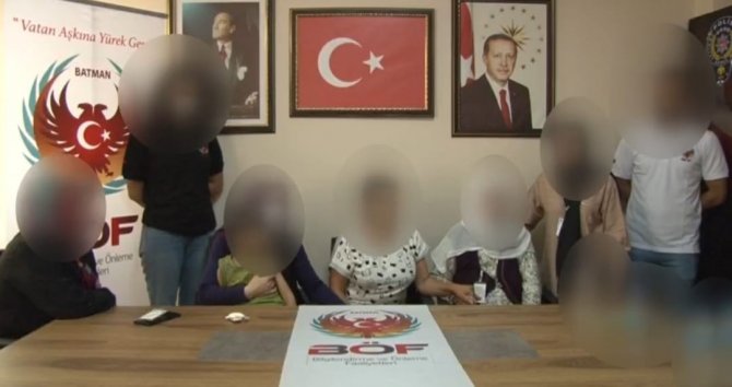 İkna yoluyla teslim olan terörist ailesiyle buluşturuldu
