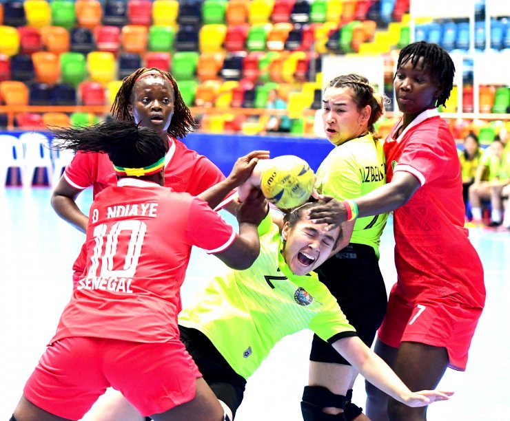 Konya'da İslami Dayanışma Oyunları heyecanı...4 farklı branşta sporcular ter döktü