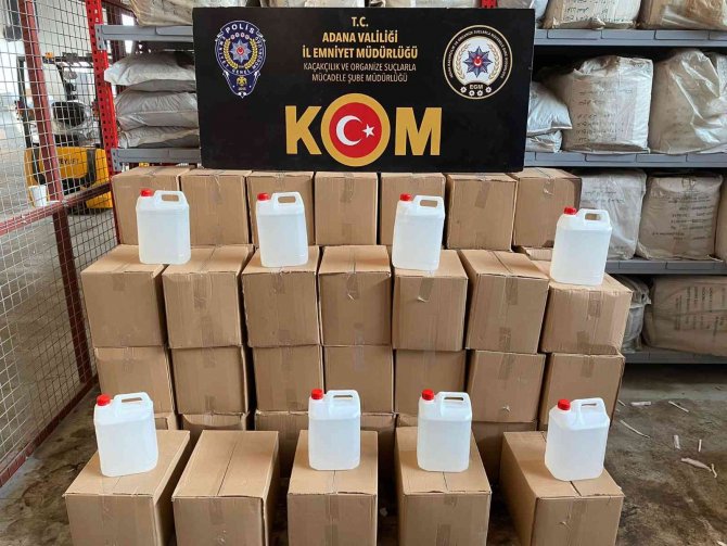 Adana’da bin 40 litre sahte içki ele geçirildi