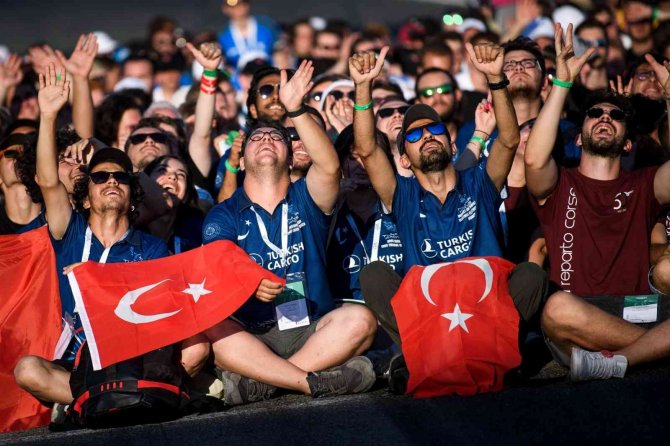 Aura 22 formula aracı İtalya’da Sahne aldı