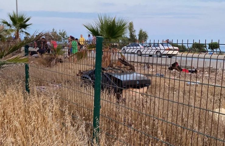 Baba ile kızı denizden dönerken kazada öldü