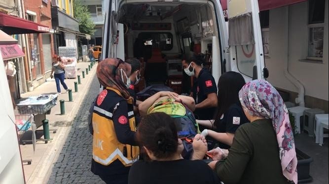 Hamamda fenalaşan kadın hastaneye kaldırıldı