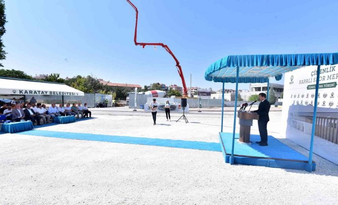 Karatay’da yeni tesis! Çimenlik Kapalı Spor Merkezi’nin temeli atıldı