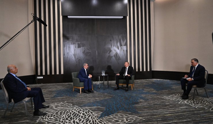 Aliyev, Tatar ve Iştiyye ile görüştü