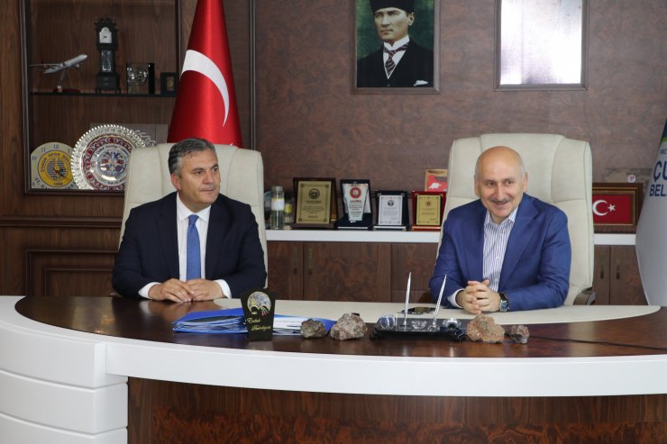 Bakan Karaismailoğlu: 20 yılda tam 100 yıllık iş yaptık