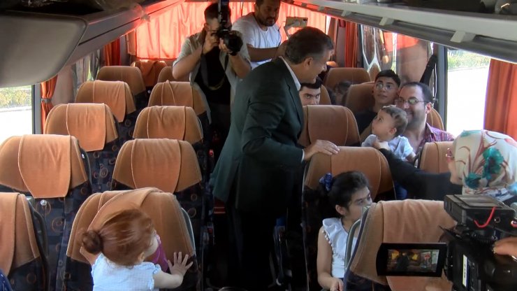 Esenyurt'ta yaşayan 54 Suriyeli "Gönüllü Geri Dönüş" projesiyle ülkesine dönüyor