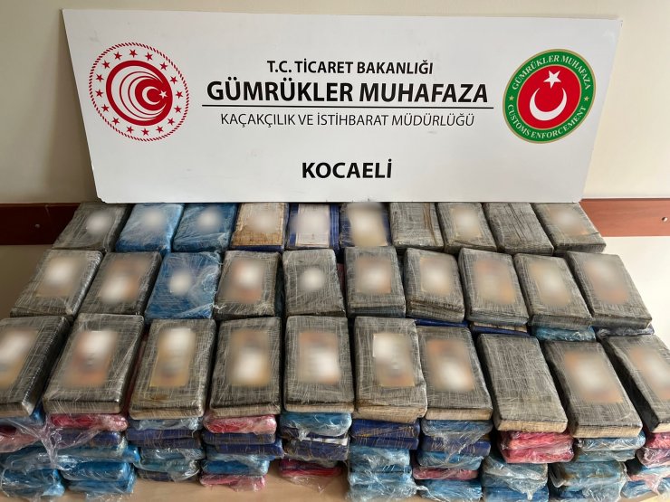 Gümrük Muhafaza ekiplerinden Kocaeli ve Edirne'de operasyon: 473 kilo uyuşturucu madde ele geçirildi