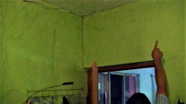 Heyelan korkusu yaşayan mahalleli için tahliye kararı