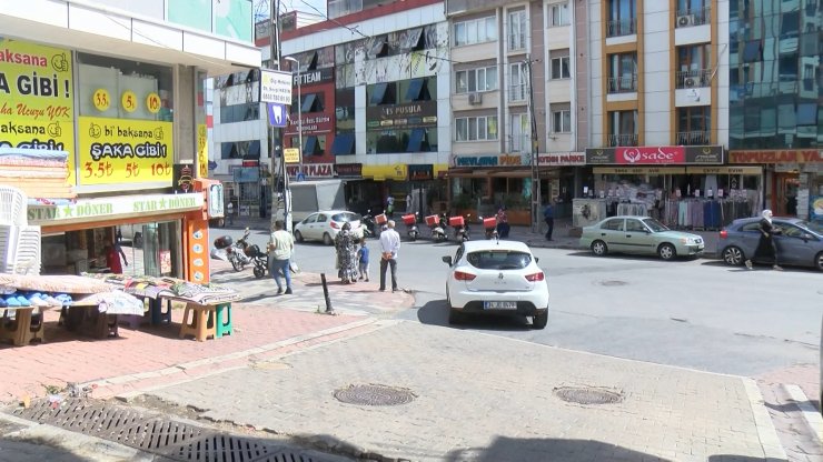 Hırsızlık yaparken yakalanınca kavga çıkardılar